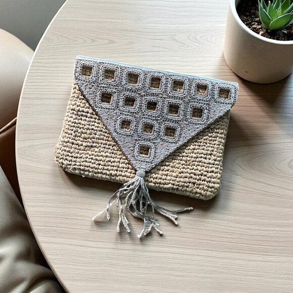 Tommy Bahama Purse - Picture 1 of 7